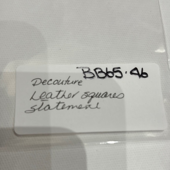 decouture - Grey Leather Squares Statement Necklace - Picture 5 of 5